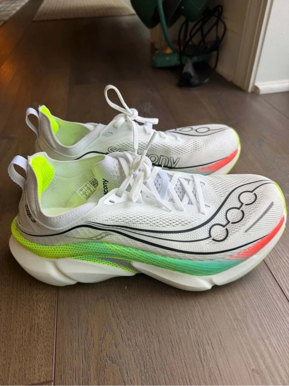 Saucony Endorphin Elite 3 - Size 11